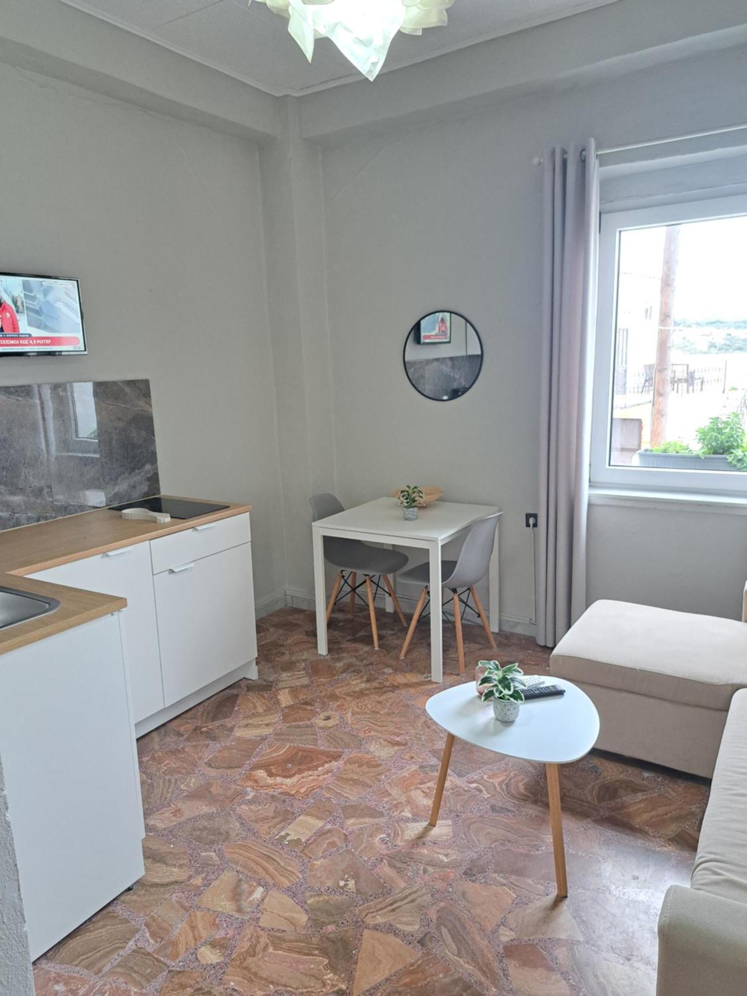 Garden Rooms Pirgos Psilonerou Bagian luar foto